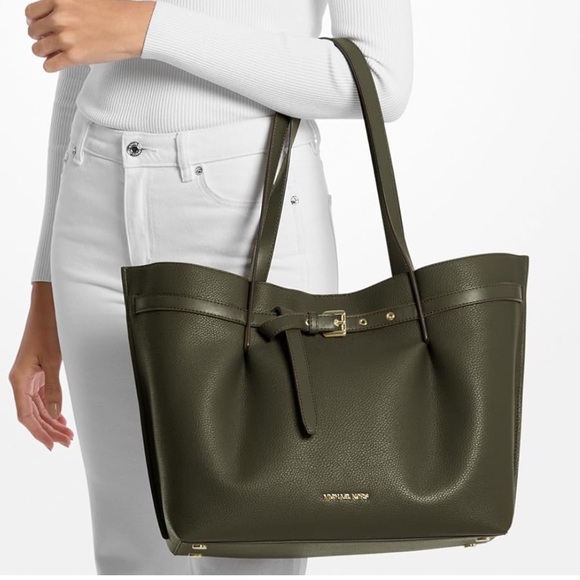 Michael Kors Handbags - Michael Kors Emilia Tote